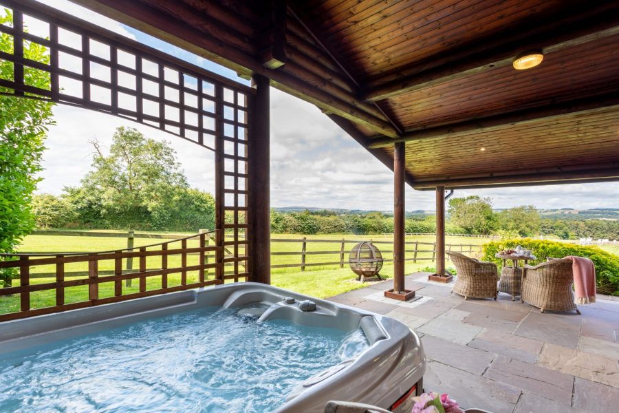 Lodges with hot tubs yorkshire